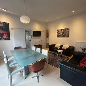 https://bright-bel-etage-apt-p-free.hotelsghent.com