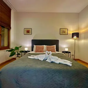 https://luxury-suites-museum.hotelsantwerp.net