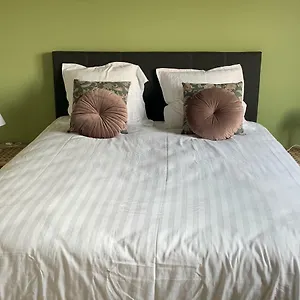 https://holiday-home-140.hotelsghent.com